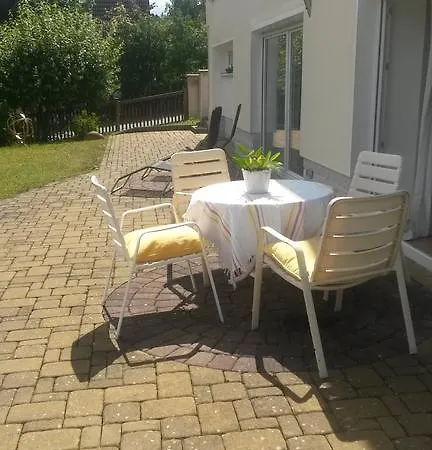 Bella Vista Apartment *